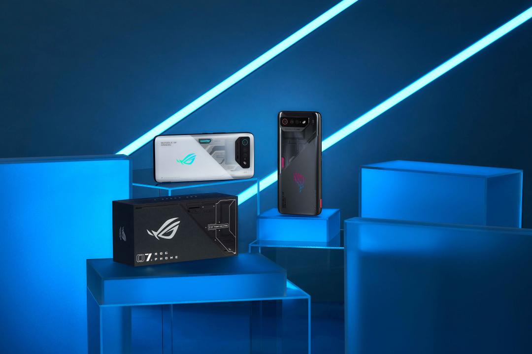 華碩 ROG Phone 7 Ultimate，售價39,990元起。