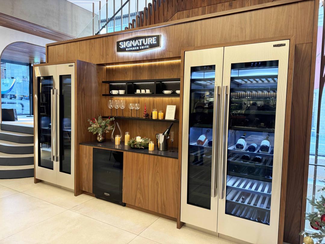 Signature Kitchen Suite是LG鎖定奢華市場的嵌入式廚電。(圖/記者吳佩樺攝)