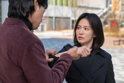 Netflix全球用戶都追哪些劇?2023上半年最佳收視排名出爐、韓劇《黑暗榮耀》衝前三名 Netflix全球用戶都追哪些劇?2023上半年最佳收視排名出爐、韓劇《黑暗榮耀》衝前三名