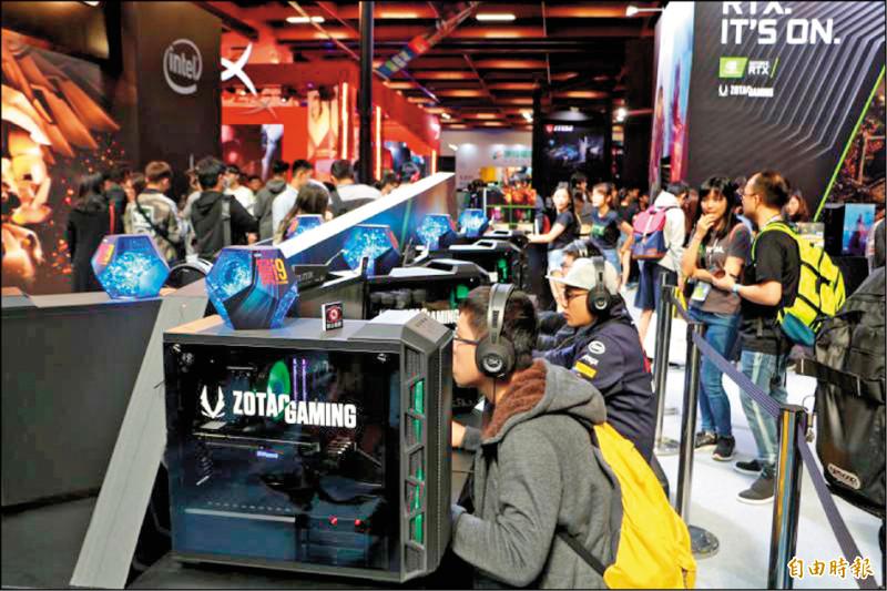 台北電玩展會開放許多尚未公開的遊戲試玩版本，是玩家搶先體驗的絕佳機會。 （本報資料照，記者黃肇祥攝）