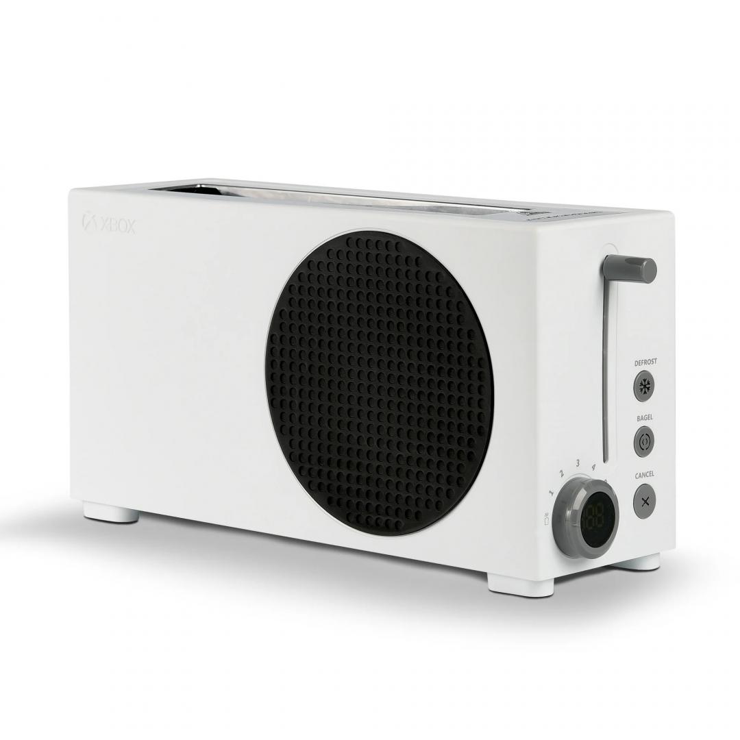 Xbox Series S造型烤吐司機上架美國Walmart販售。(圖/Walmart)