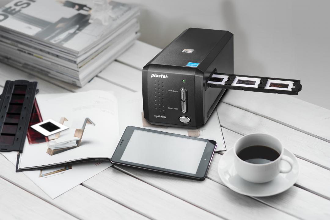 Plustek OpticFilm 8200i Ai,16,500元。