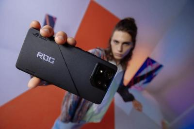 華碩ROG Phone 8登場CES展!價格出爐、台灣1/16揭曉 華碩ROG Phone 8登場CES展!價格出爐、台灣1/16揭曉