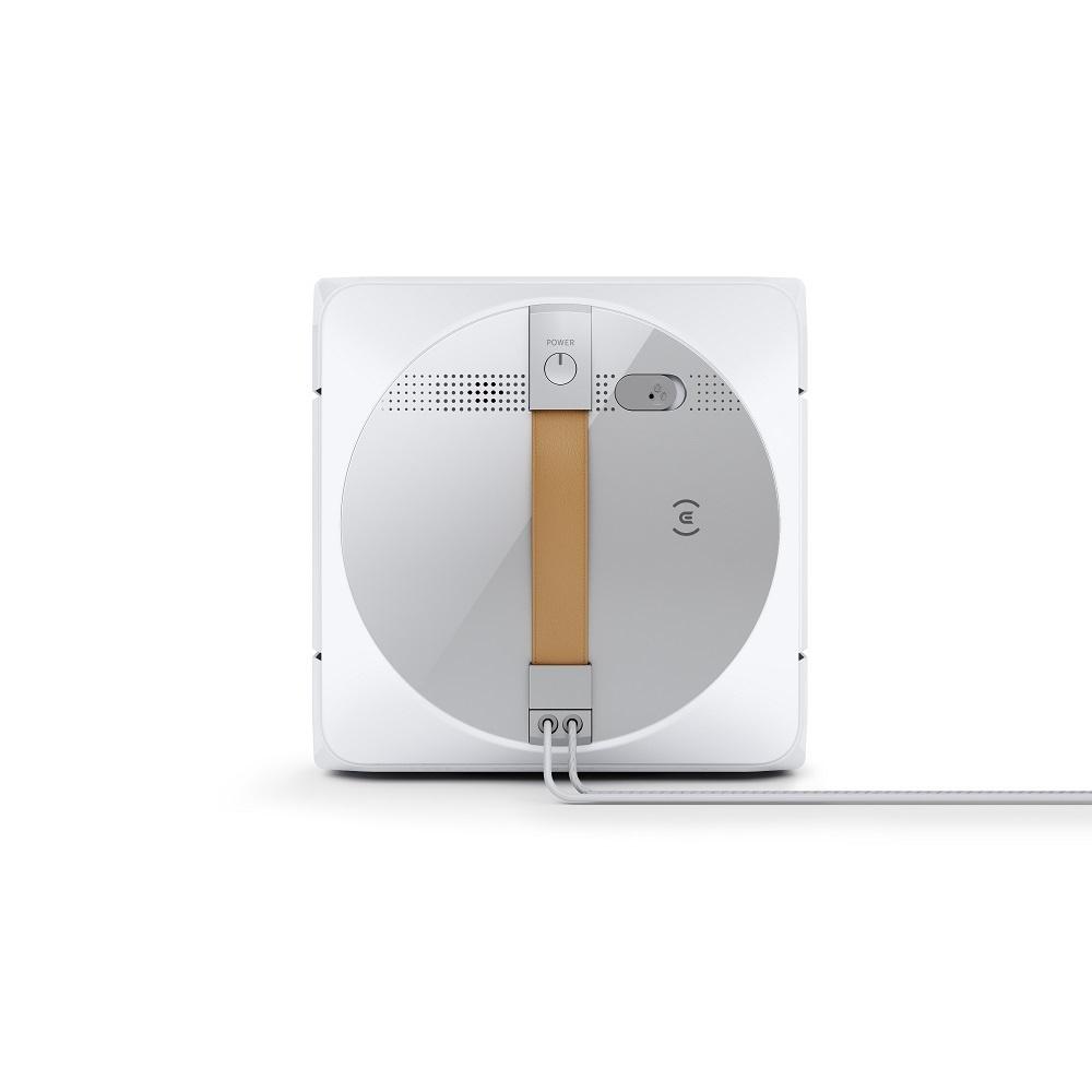 ECOVACS GLASSBOT W1 PRO透過交叉式的噴水孔，達到更廣闊的噴灑範圍，能提前溶解髒污再擦拭，內建80毫升的水箱能擦拭20平方公尺的窗戶面積。GLASSBOT W1 PRO，14,900元。