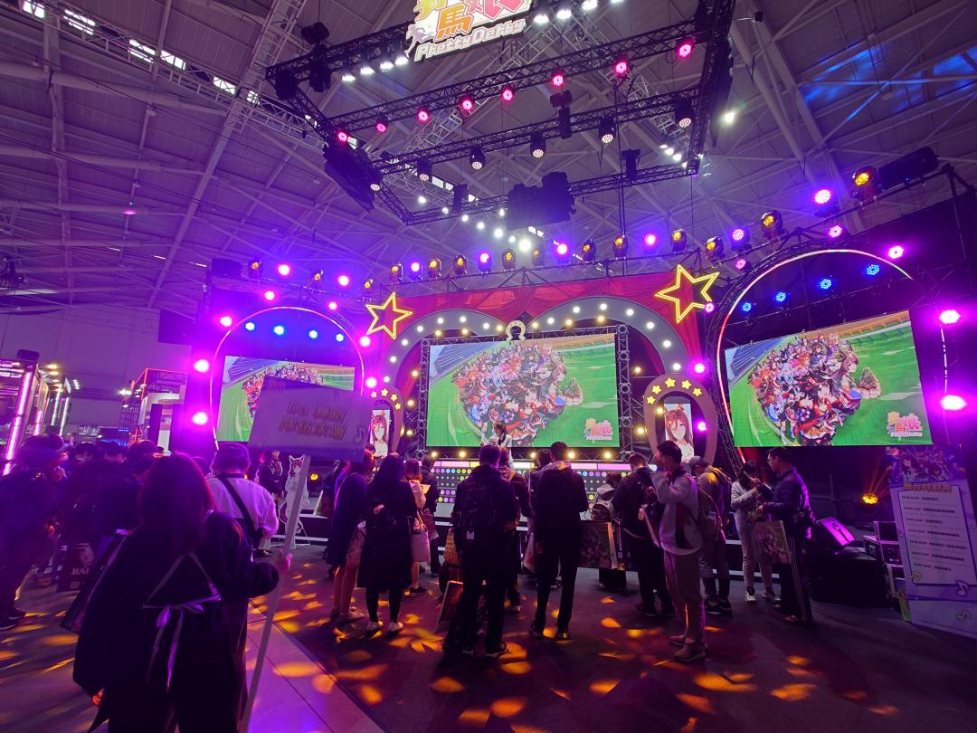 直擊台北電玩展！玩家無畏寒流擠爆會場　上百台 Switch、PC 齊聚一堂