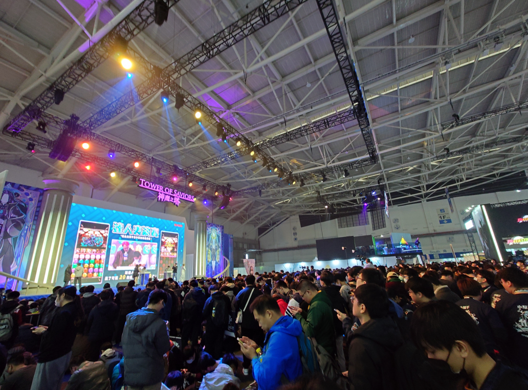 直擊台北電玩展！玩家無畏寒流擠爆會場　上百台 Switch、PC 齊聚一堂