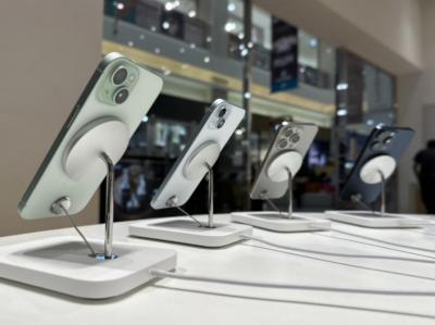 全台 15 款降價最多手機揭曉!通路點名:iPhone 15 Pro 價格鬆動了 全台 15 款降價最多手機揭曉!通路點名:iPhone 15 Pro 價格鬆動了