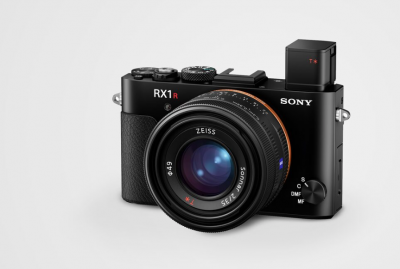 隨身相機熱潮再起!傳 Sony、徠卡搶攻新一代高階類單眼 隨身相機熱潮再起!傳 Sony、徠卡搶攻新一代高階類單眼