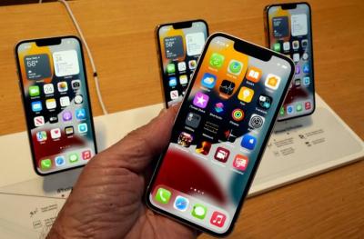iPhone電池舊換新現折700元 神腦加碼送300元配件購物金 iPhone電池舊換新現折700元 神腦加碼送300元配件購物金