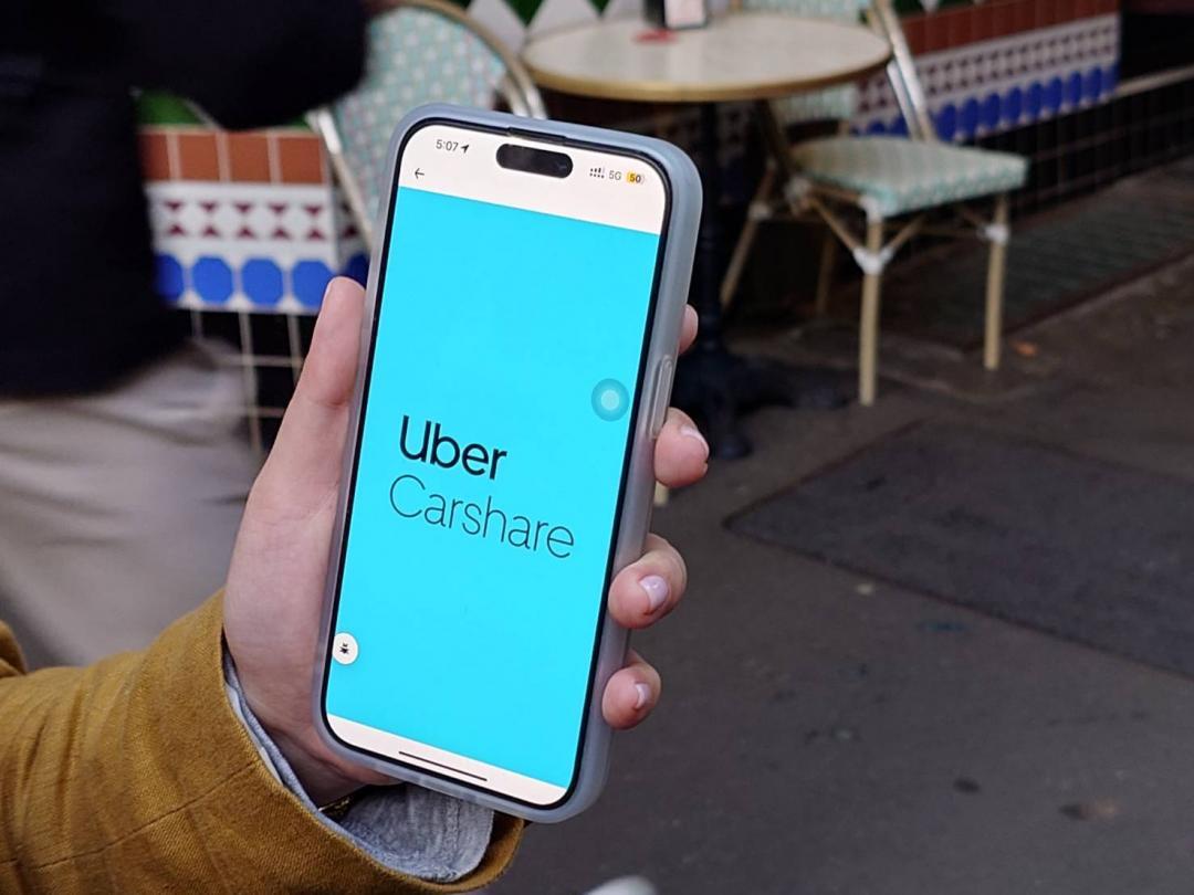 澳洲 Uber 共享汽車實測！巷弄間就能租車、各系車款任君挑選