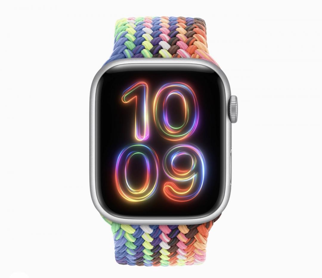 2024 Apple Watch驕傲特別版編織單圈錶環，蘋果官網5月22日開放訂購。（圖／官網）