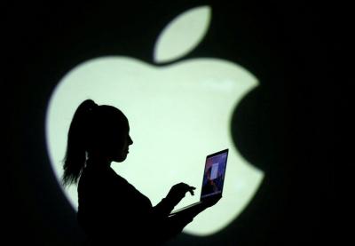 摺疊iPhone 還得再等2年?分析師曝蘋果首款20吋摺疊機新品最快明年量產 摺疊iPhone 還得再等2年?分析師曝蘋果首款20吋摺疊機新品最快明年量產
