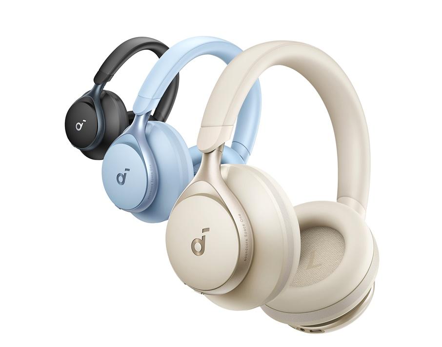 Soundcore Liberty 4 Space One降噪藍牙耳罩式耳機,推出墨黑、雪藍及奶霜白三種顏色,售價4,990元。(圖/Soundcore)