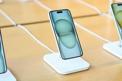 賣太差iPhone 16 Plus恐成末代!一張表看懂全球銷售表現 賣太差iPhone 16 Plus恐成末代!一張表看懂全球銷售表現
