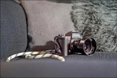 Leica 官方手機 App 上線!一鍵讓 iPhone 拍照充滿徠卡味 Leica 官方手機 App 上線!一鍵讓 iPhone 拍照充滿徠卡味