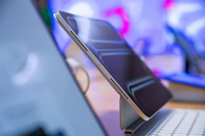 蘋果新iPad Pro 助攻!全球OLED 平板出貨量年增131% 創史上新高紀錄 蘋果新iPad Pro 助攻!全球OLED 平板出貨量年增131% 創史上新高紀錄