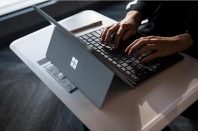 Windows記事本新功能上線!檢查拼字自動校正 提高文件準確度 Windows記事本新功能上線!檢查拼字自動校正 提高文件準確度