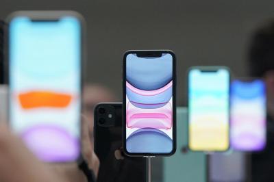 別急著買 iPhone 16!明年蘋果有 2 機型更便宜、更精緻 別急著買 iPhone 16!明年蘋果有 2 機型更便宜、更精緻