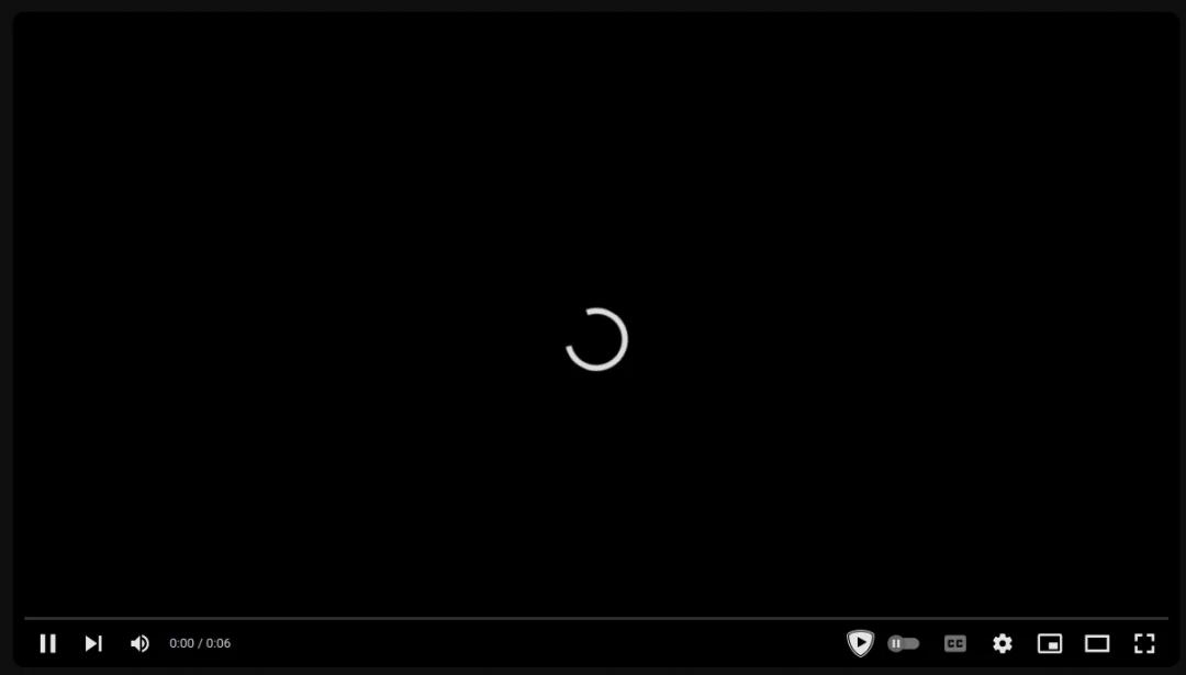 「免費仔」網友表示,近日觀看YouTube遇到無法跳過的黑畫面,懷疑是YouTube開始將廣告載入伺服器端。(圖/翻攝Reddit)