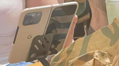 Google未發表新手機遭野生捕獲!全球首曝光竟在台灣星巴克 Google未發表新手機遭野生捕獲!全球首曝光竟在台灣星巴克