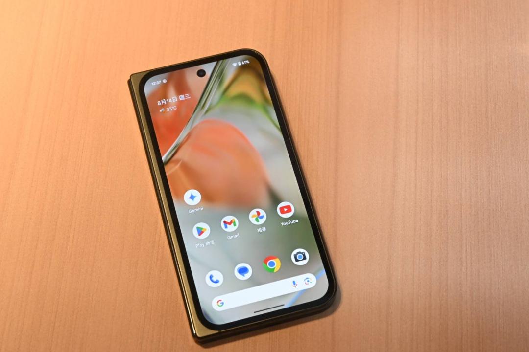 Google 新品直擊!Pixel 9 全系列 8 色搶先看 粉色+平面邊框大變身