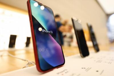 驚人保值力！iPhone 13推出三年未過時、仍在台灣暢銷手機榜