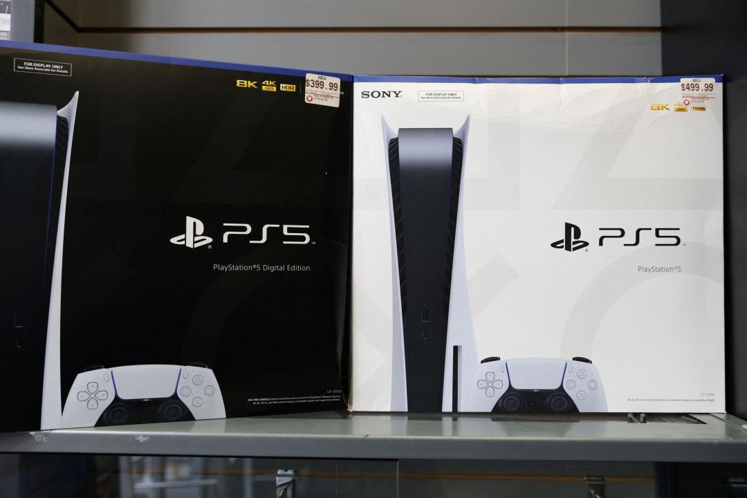 收購手機sony宣布自9月起在日本調漲PS5主機及相關周邊設備的價格。（圖／路透社）