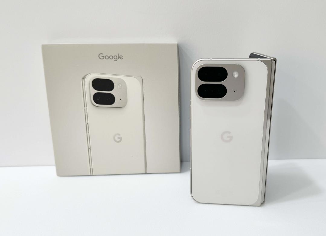 Google摺疊手機Pixel 9 Pro Fold首度在台上市。（圖／記者吳佩樺攝）