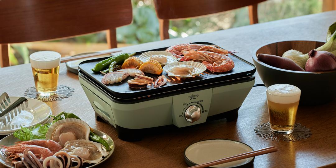 千石阿拉丁瞬熱減煙迷你烤盤，原價8,990元，9／8前嘖嘖早鳥預購價4,990元。