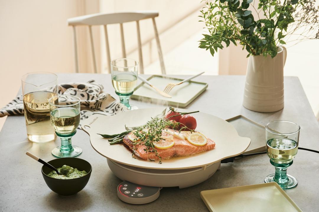 recolte RIH-1，7,990元（電磁爐＋專用煎盤組）。