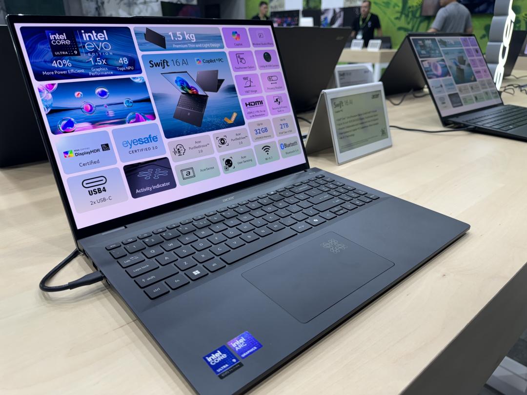 宏碁新款Swift 14 AI（Intel）
、Swift 16 AI （Intel）採用Intel Core Ultra 200V系列處理器。(圖／記者吳佩樺攝)
