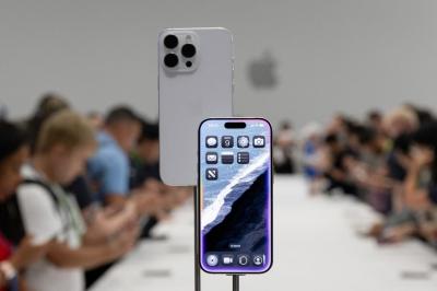 iPhone 16 Pro 最新跑分追上筆電!網敲碗 PC 模式:變成口袋電腦 iPhone 16 Pro 最新跑分追上筆電!網敲碗 PC 模式:變成口袋電腦