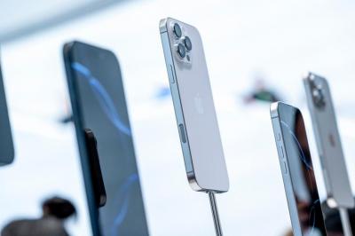 全球 2024 上半年最熱銷 10 款手機出爐!iPhone 龍頭地位不穩了? 全球 2024 上半年最熱銷 10 款手機出爐!iPhone 龍頭地位不穩了?