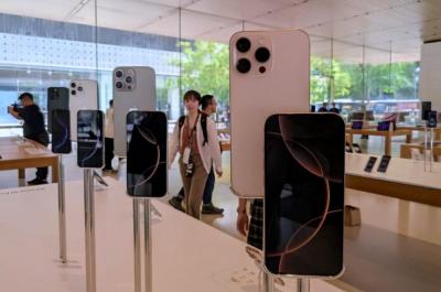 蘋果iPhone 16全台正式開賣!電信三雄優惠齊發 炒熱首波換機潮 蘋果iPhone 16全台正式開賣!電信三雄優惠齊發 炒熱首波換機潮