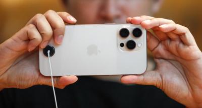 蘋果遭抓包官網悄刪iPhone 16抗反射鏡頭鍍膜!網虧:忘記鍍了嗎? 蘋果遭抓包官網悄刪iPhone 16抗反射鏡頭鍍膜!網虧:忘記鍍了嗎?