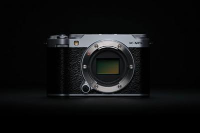 新一波相機大戰開打!富士、Canon 與 Sony 新品輪番上陣 新一波相機大戰開打!富士、Canon 與 Sony 新品輪番上陣