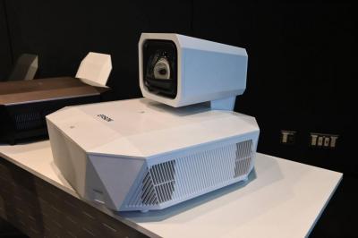 前進 Epson 日本總部 3/直擊全新頂級 4K 投影機!超高亮度開燈看也清晰 前進 Epson 日本總部 3/直擊全新頂級 4K 投影機!超高亮度開燈看也清晰