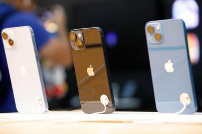 4.7吋小尺寸手機成歷史!蘋果官網停售三款舊iPhone 4.7吋小尺寸手機成歷史!蘋果官網停售三款舊iPhone