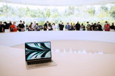搶完 iPhone 16e 還有新品能買!傳蘋果下月再推 MacBook 搶完 iPhone 16e 還有新品能買!傳蘋果下月再推 MacBook