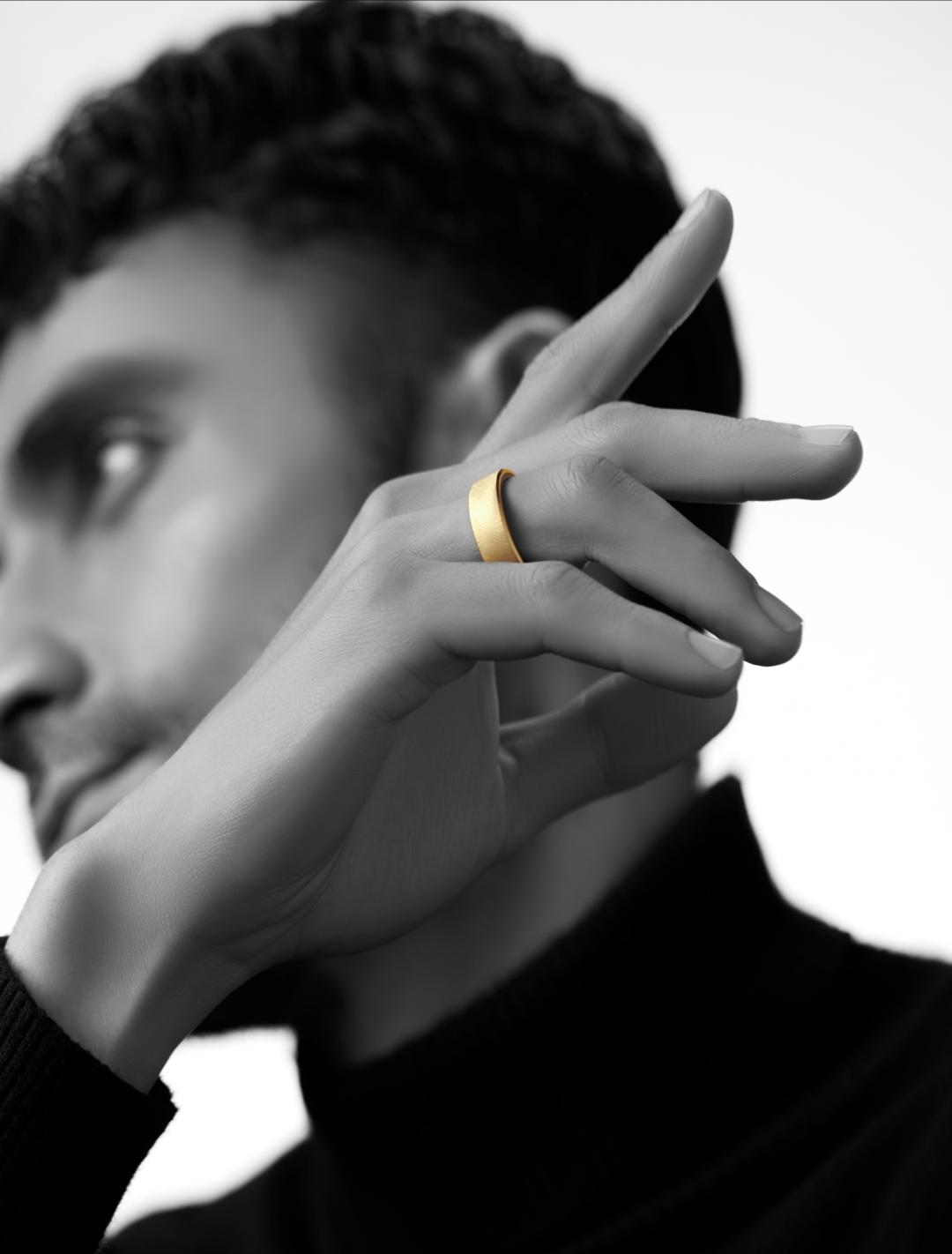 Ultrahuman Rare沙漠系列率先在巴黎和倫敦高級百貨販售，1,900至2,200美元（約台幣6.2萬至7.2萬元）。