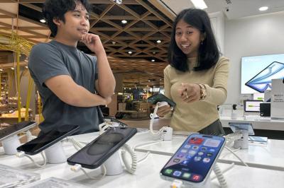 該等 iPhone 17 嗎?專家:沒這需求買 iPhone 16 就好 該等 iPhone 17 嗎?專家:沒這需求買 iPhone 16 就好