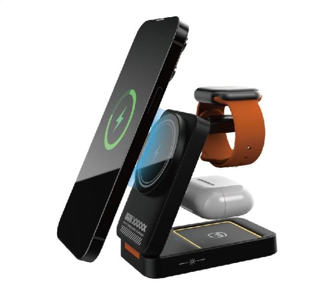 Opro9 三合一磁吸摺疊充電座15W無線充電，1,690元。