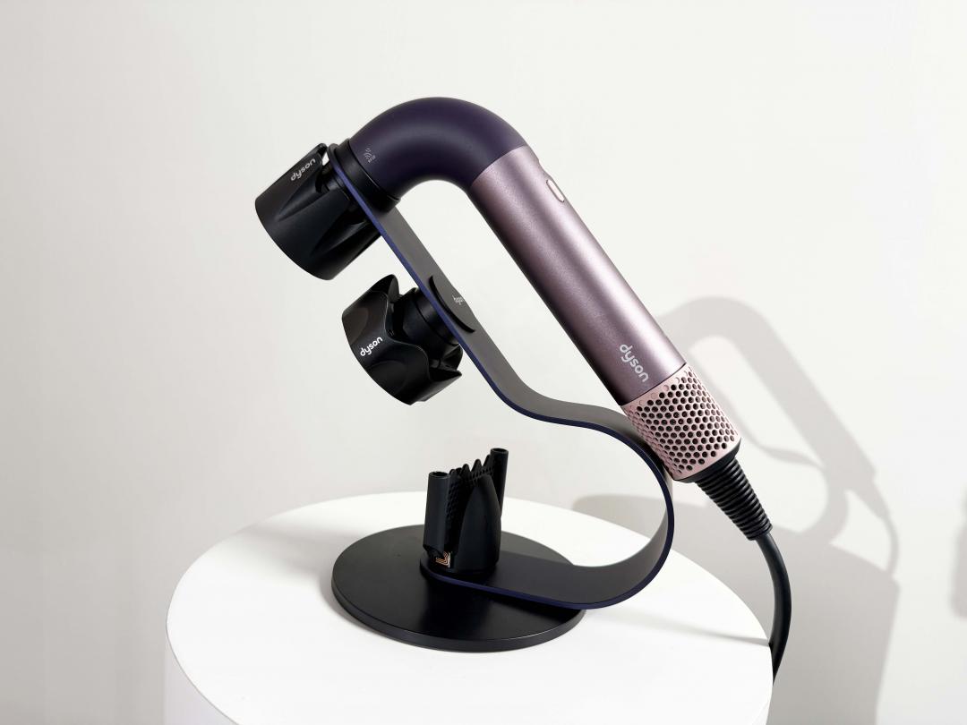 配置三種智慧吹嘴，售價14,600元。(圖／記者吳佩樺攝)