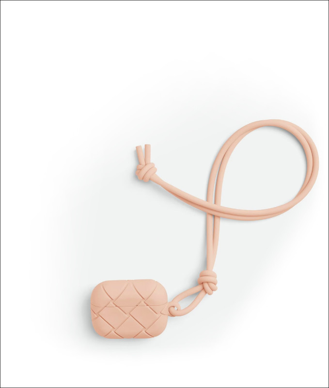Bottega Veneta AirPods Pro保護殼，7,600元。