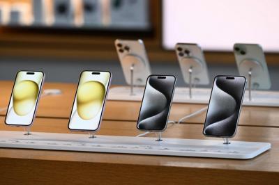 果粉不買新機搶這台!近兩年老iPhone逆襲、月銷量大增三成 果粉不買新機搶這台!近兩年老iPhone逆襲、月銷量大增三成