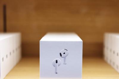 蘋果 iOS 26 剛上線就爆料!新一代 AirPods 耳機竟藏身其中 蘋果 iOS 26 剛上線就爆料!新一代 AirPods 耳機竟藏身其中