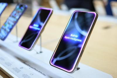 蘋果 iOS 26 暗示摺疊 iPhone 存在!這變化要 App 提前準備 蘋果 iOS 26 暗示摺疊 iPhone 存在!這變化要 App 提前準備