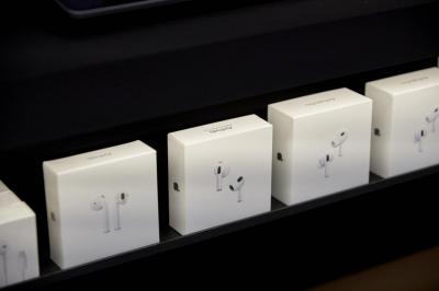 AirPods Pro 3也救不了!市調:蘋果耳機出貨將下滑、關鍵是它 AirPods Pro 3也救不了!市調:蘋果耳機出貨將下滑、關鍵是它