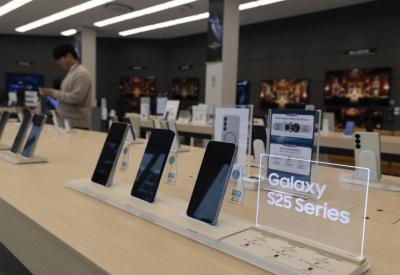傳三星平價版 Galaxy S25 即將登場!螢幕、續航升級有感 傳三星平價版 Galaxy S25 即將登場!螢幕、續航升級有感