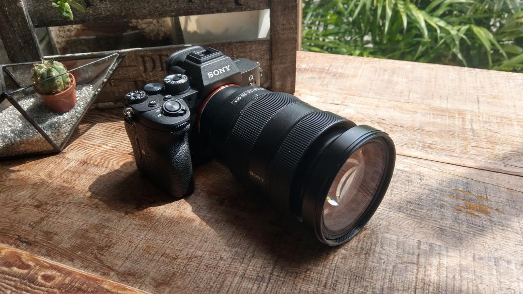 圖為 α7R IV。（圖／記者黃肇祥攝）